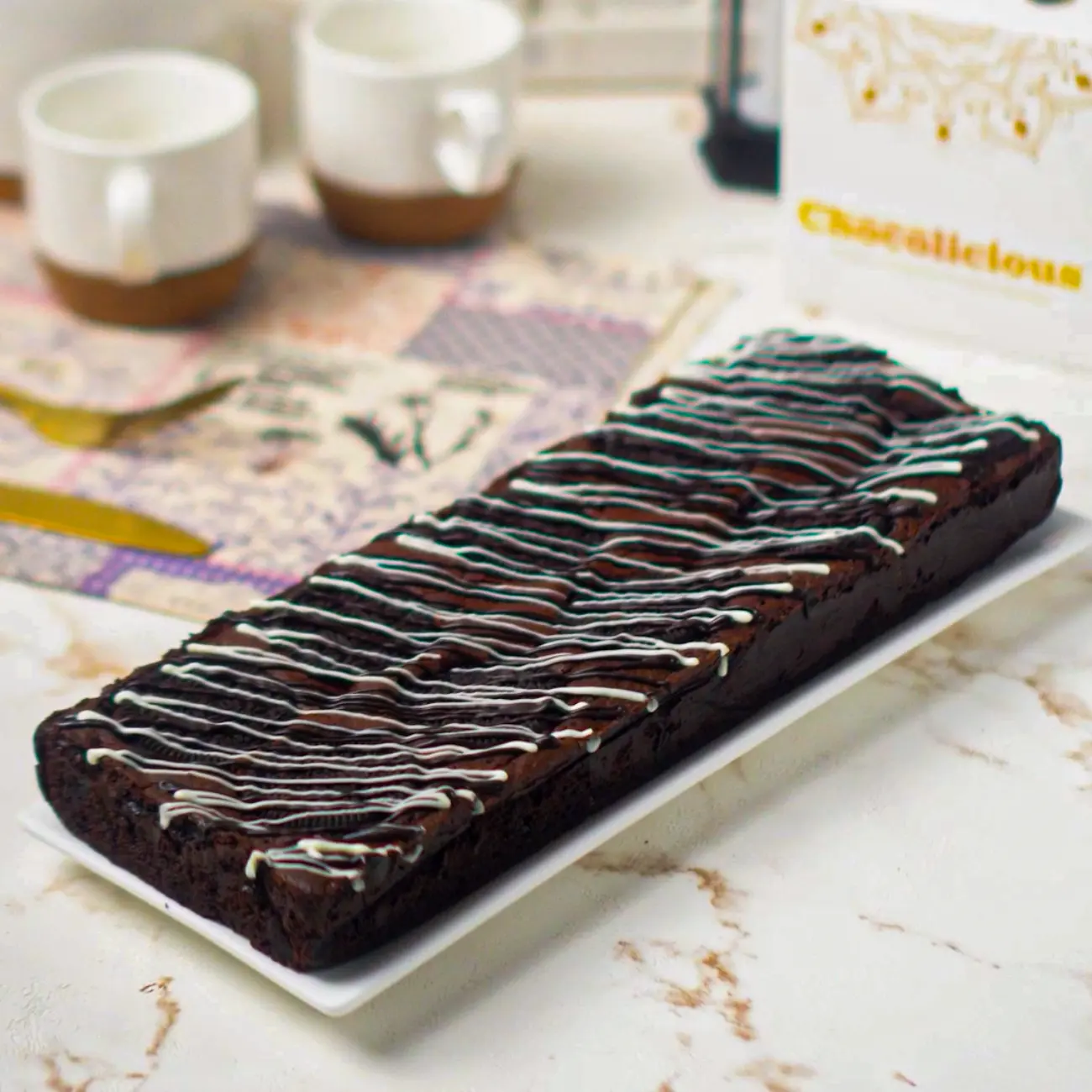 Berbagai pilihan brownies di Makassar dengan berbagai pilihan yang bisa diajadikan hadiah anniversary, ulang tahun hanya di toko kue terbaik di makassar Chocolicious